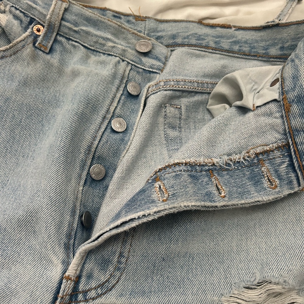 Classic Light Blue Women's Jeans